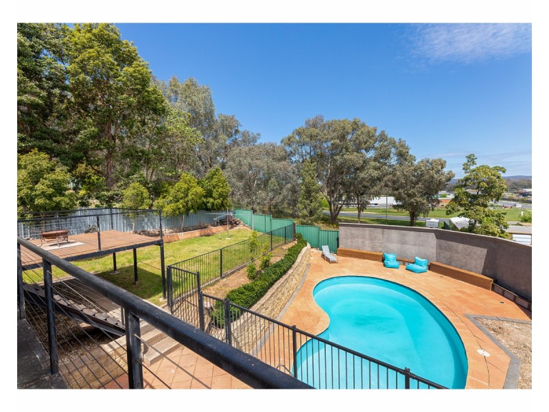 335 Bimbadeen Avenue, East Albury NSW 2640