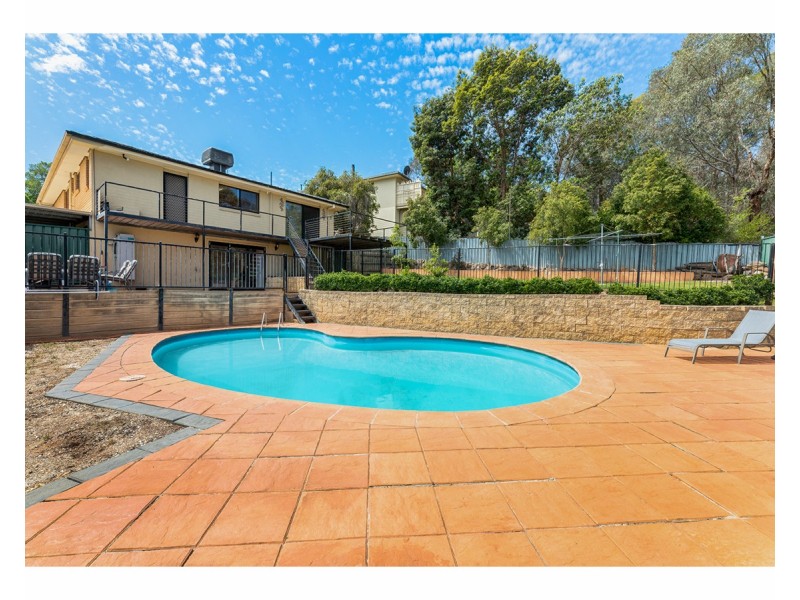 335 Bimbadeen Avenue, East Albury NSW 2640