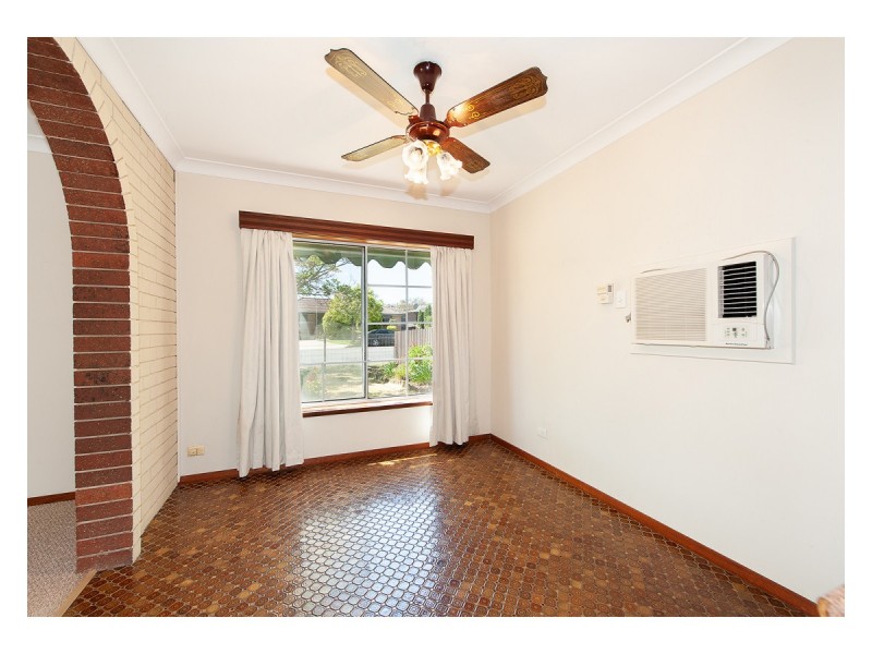 321 Balston Street, Lavington NSW 2641