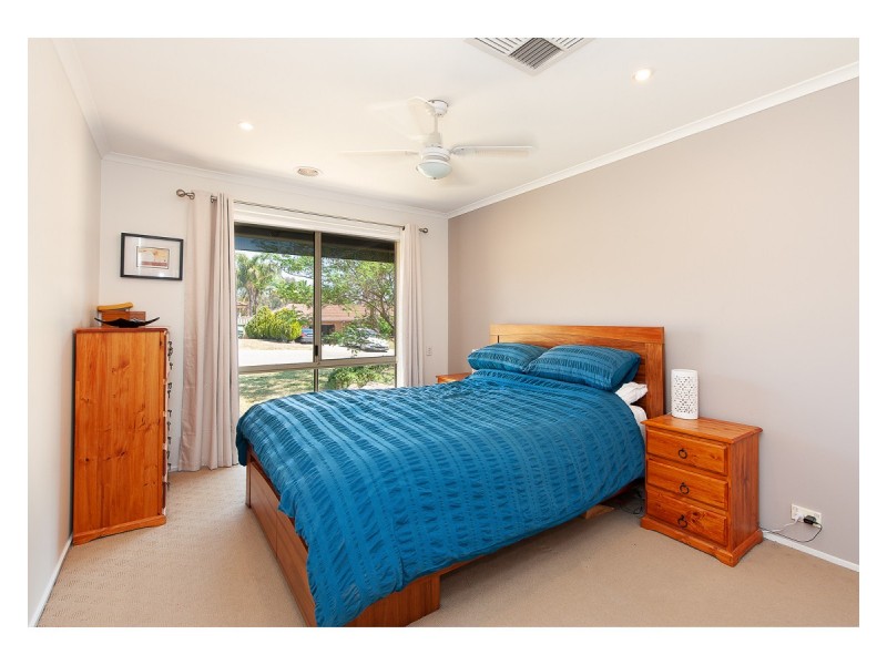 17 Hauteville Street, Thurgoona NSW 2640