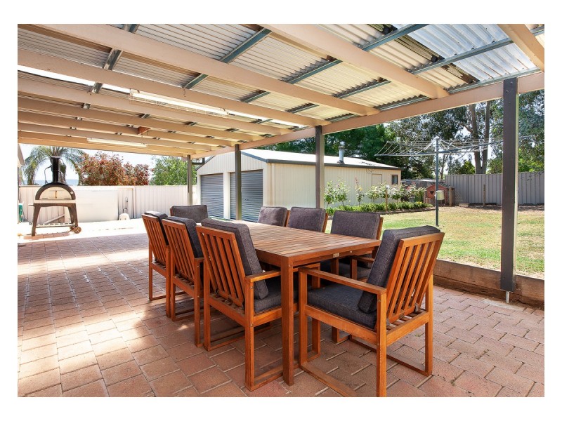 17 Hauteville Street, Thurgoona NSW 2640