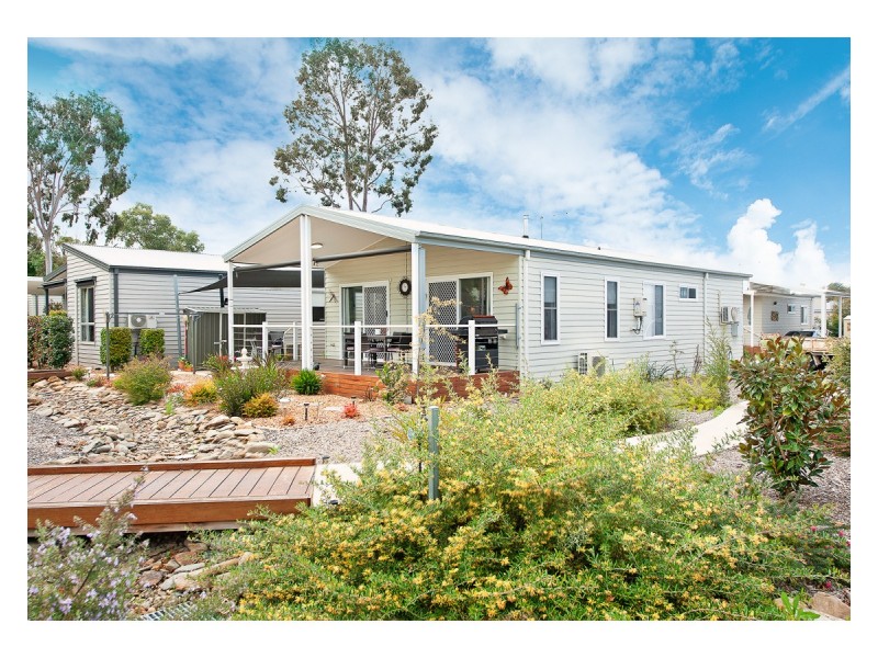 8/7 Catherine Crescent, Lavington NSW 2641