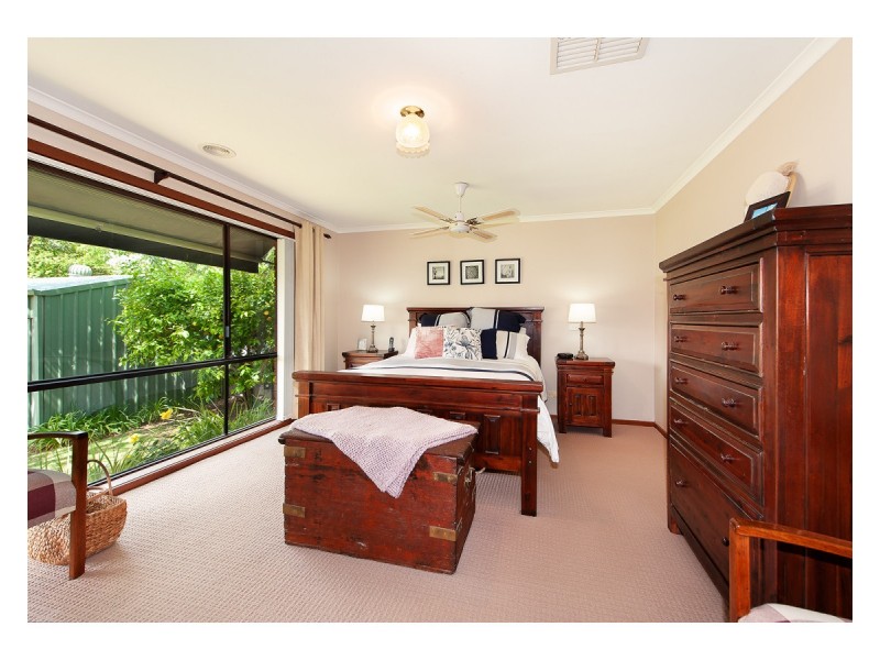 7 Watt Place, Lavington NSW 2641