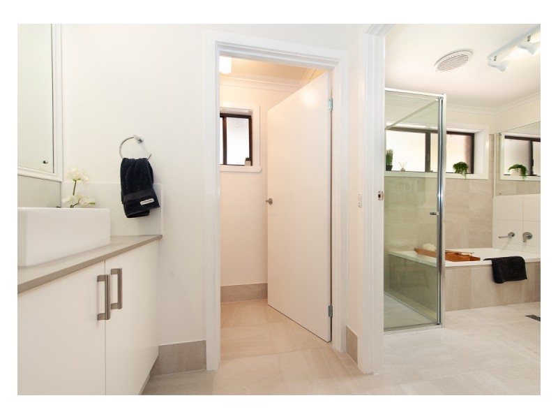 7 Watt Place, Lavington NSW 2641