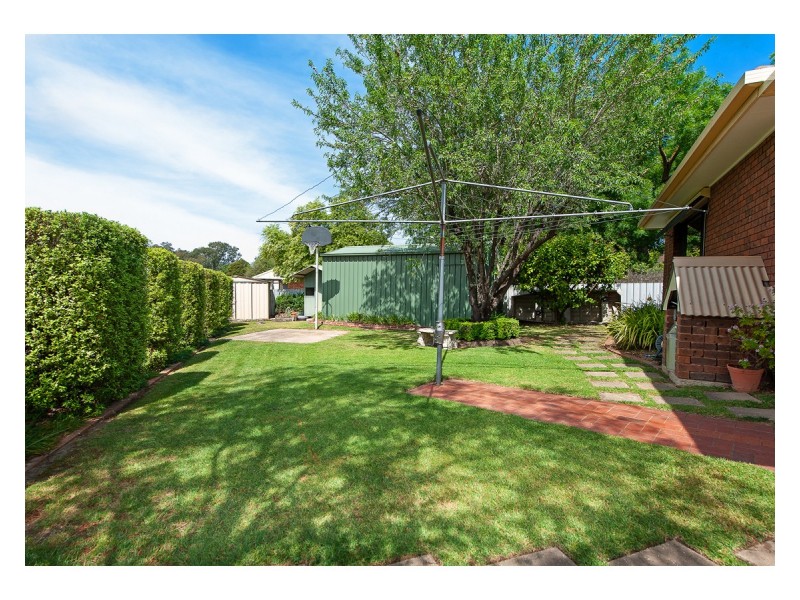 7 Watt Place, Lavington NSW 2641