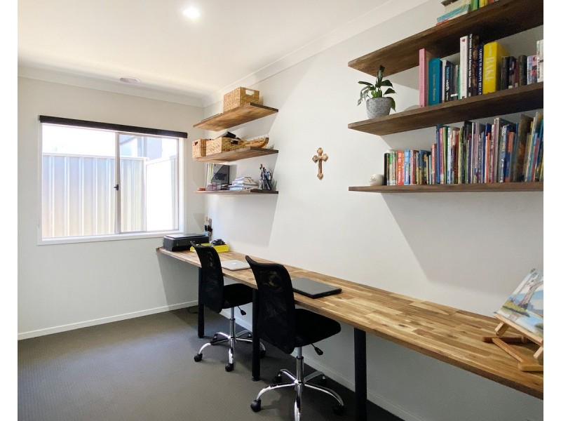 34 Stanton Drive, Thurgoona NSW 2640