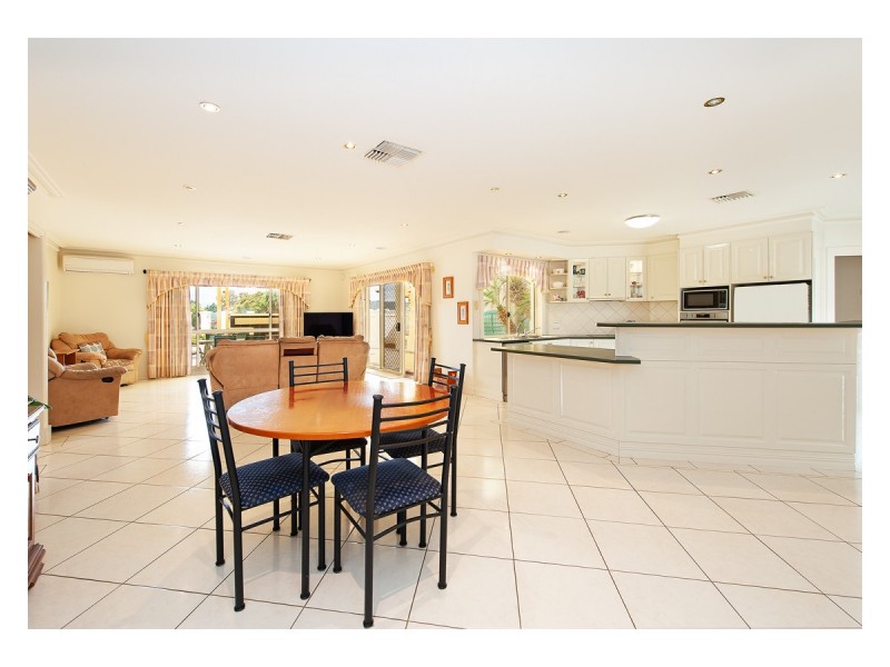 2 Hayden Way, Glenroy NSW 2640