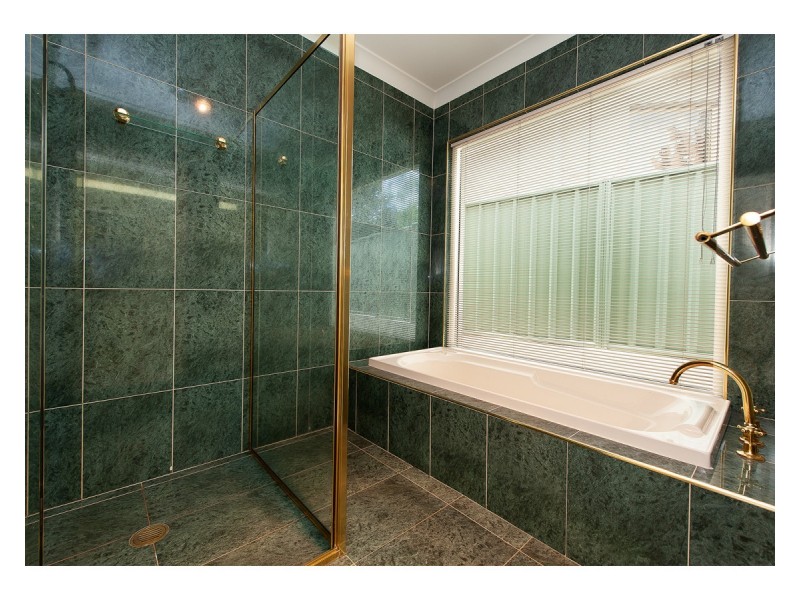 2 Hayden Way, Glenroy NSW 2640