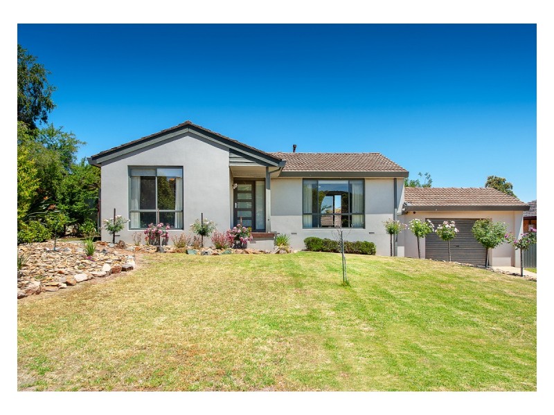 17 Northernview Drive, West Albury NSW 2640