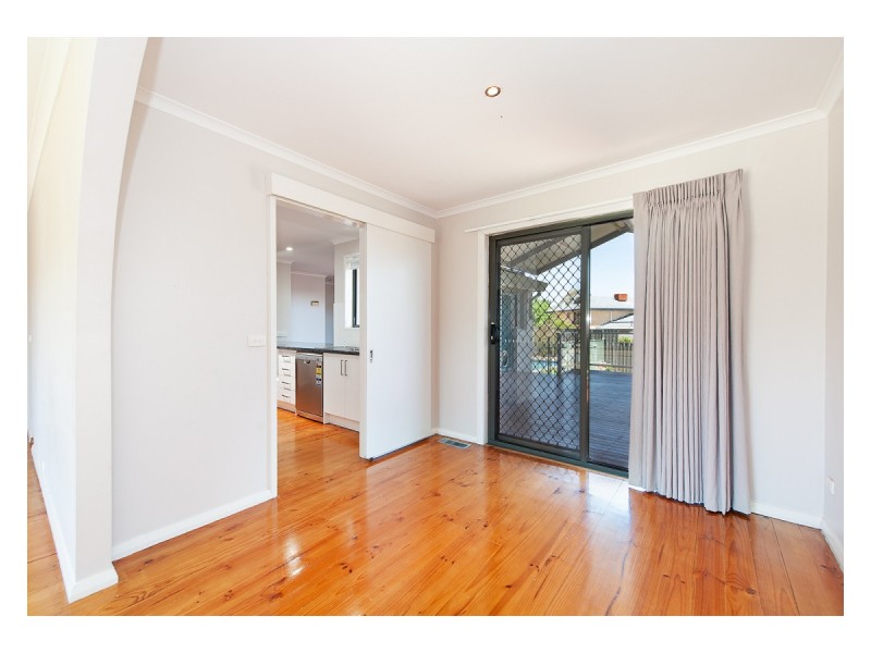 17 Northernview Drive, West Albury NSW 2640