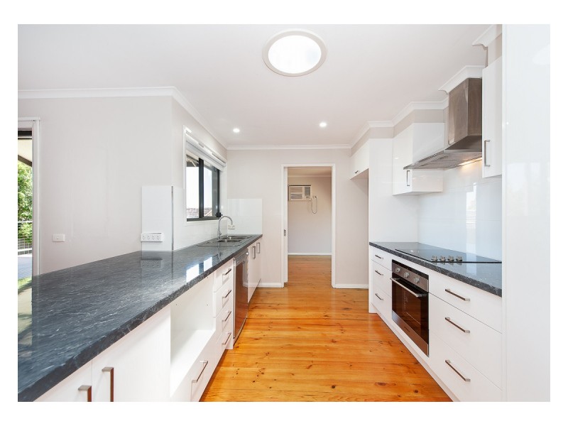 17 Northernview Drive, West Albury NSW 2640