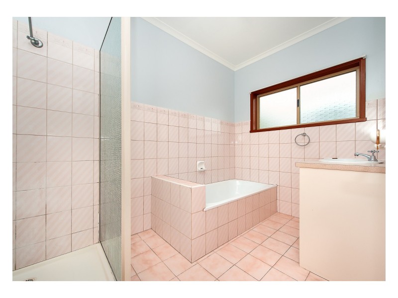 2 Dirru Court, Springdale Heights NSW 2641