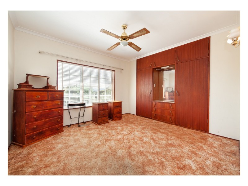 310 Highview Crescent, Lavington NSW 2641