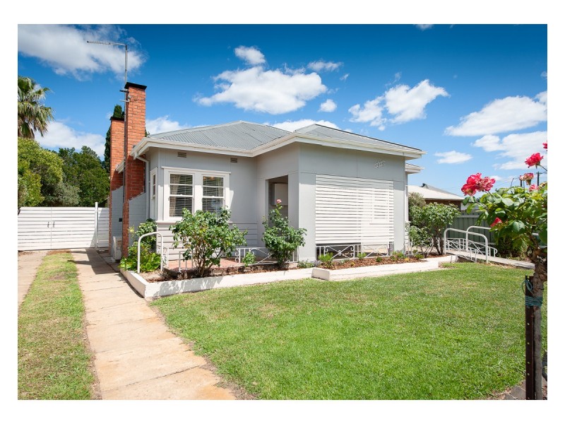 1013 Corella Street, North Albury NSW 2640