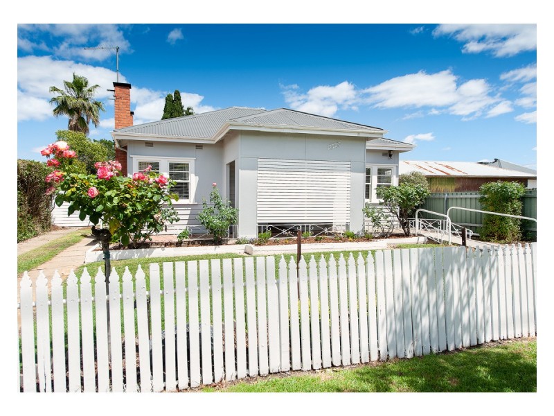 1013 Corella Street, North Albury NSW 2640