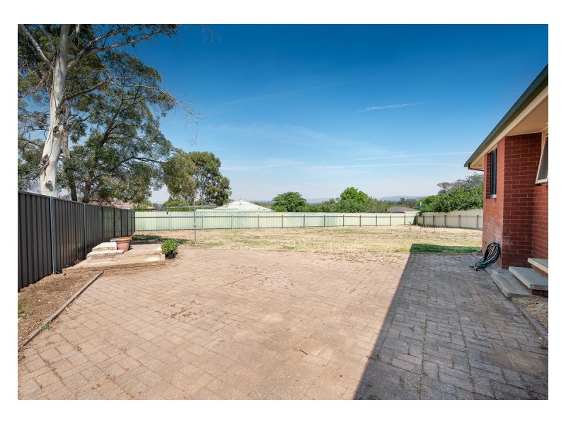 14 Blackbutt Court, Thurgoona NSW 2640