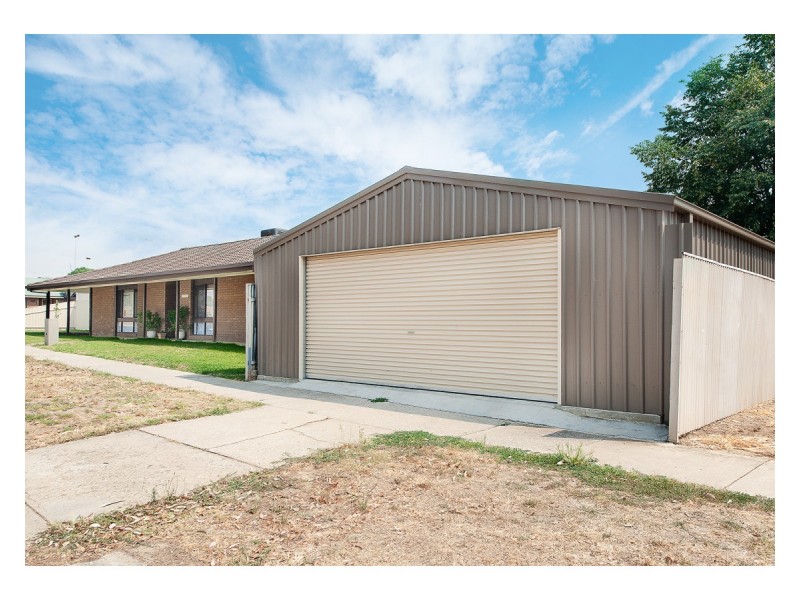 38 Serpentine Avenue, Wodonga VIC 3690