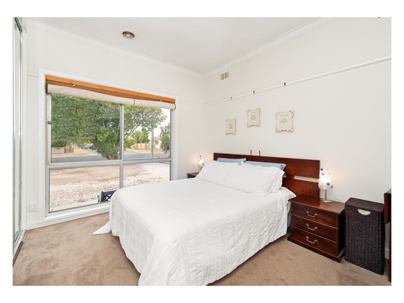 1055 Corella Street, North Albury NSW 2640