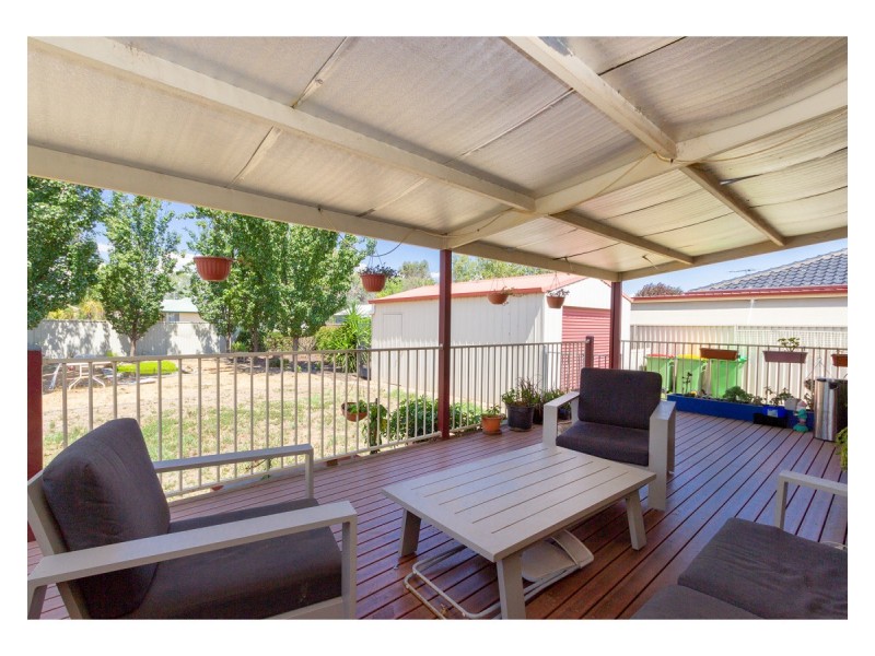172 Golf Club Drive, Howlong NSW 2643