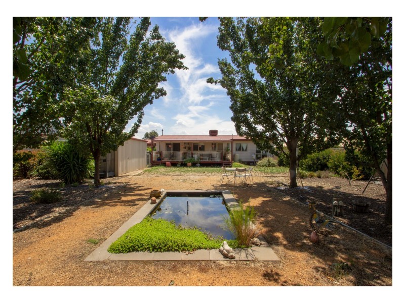 172 Golf Club Drive, Howlong NSW 2643