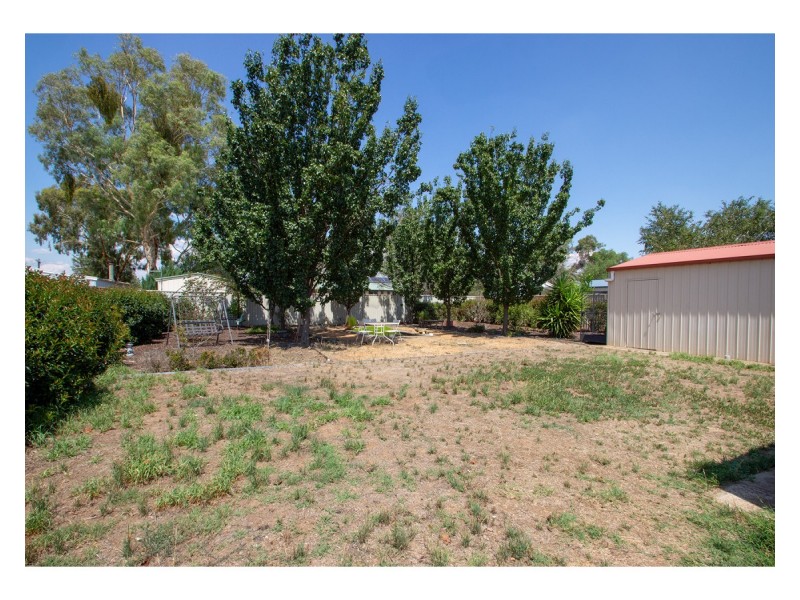 172 Golf Club Drive, Howlong NSW 2643