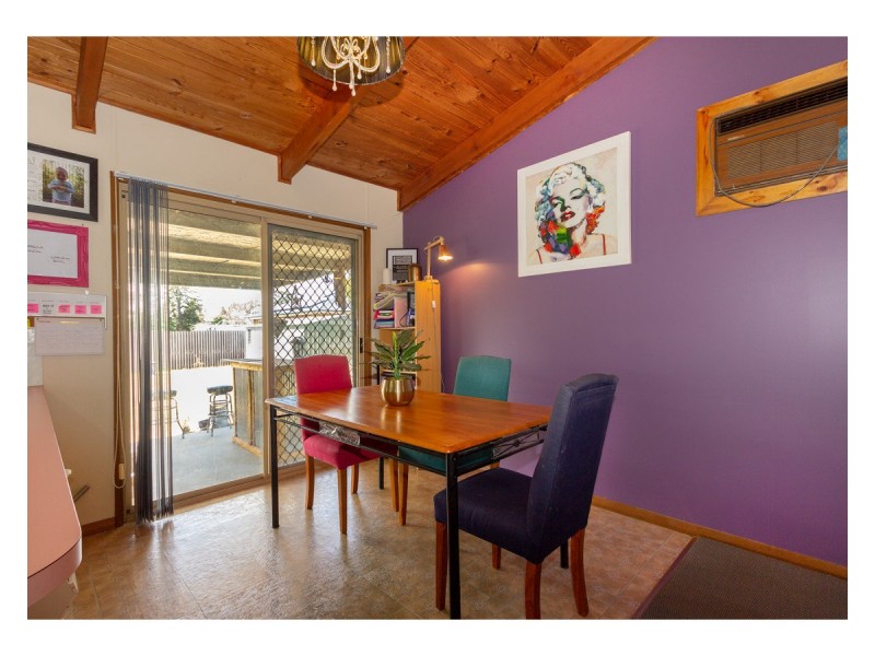 146 Hume Street, Howlong NSW 2643