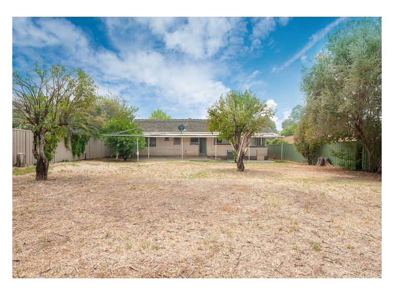 269 Desmond Street, Lavington NSW 2641