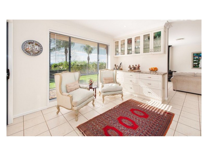 120 Himalaya Drive, Table Top NSW 2640