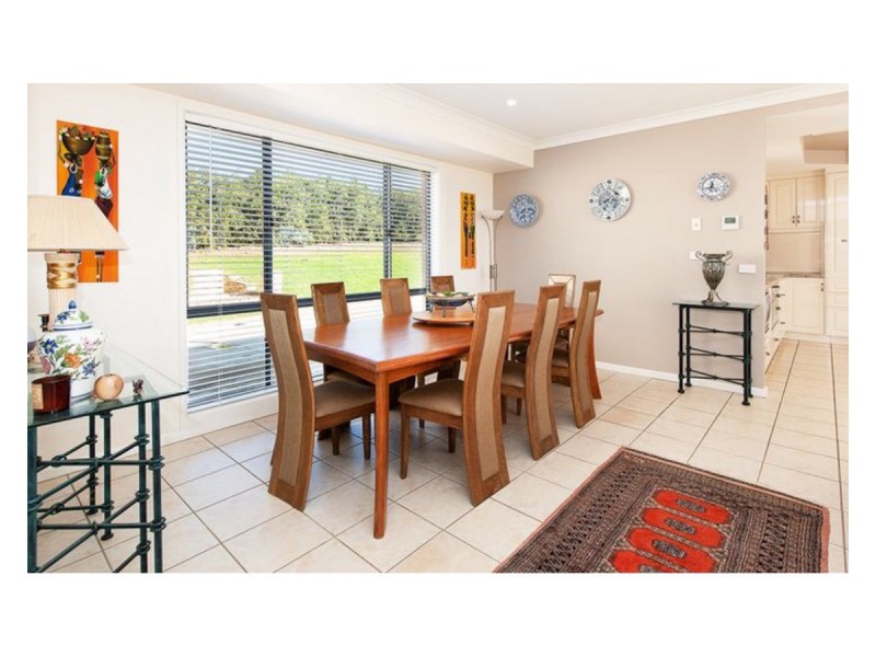 120 Himalaya Drive, Table Top NSW 2640