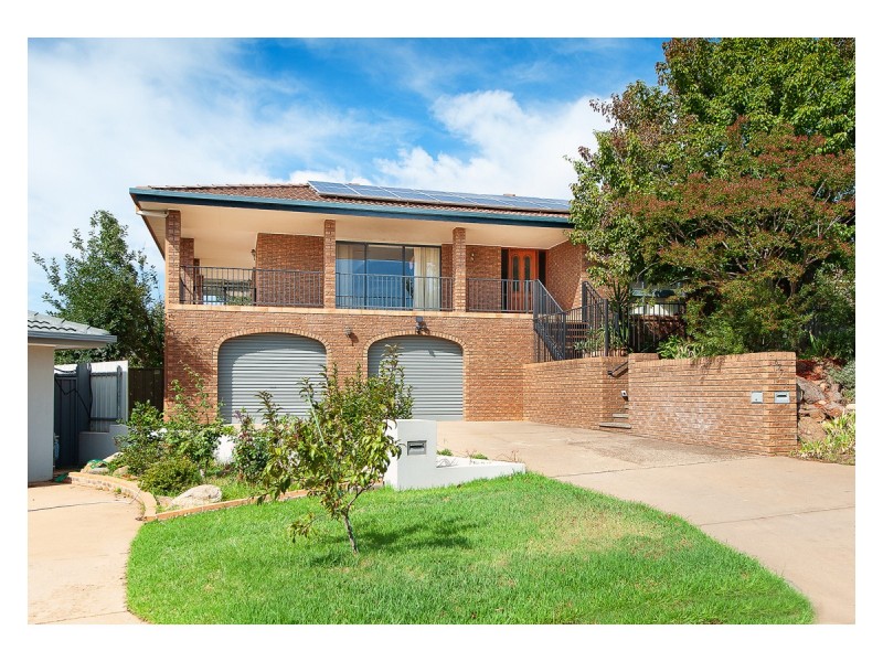 677 Nalanda Court, Glenroy NSW 2640