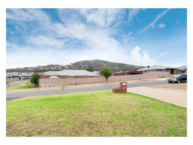 63 Whitehall Avenue, Springdale Heights NSW 2641