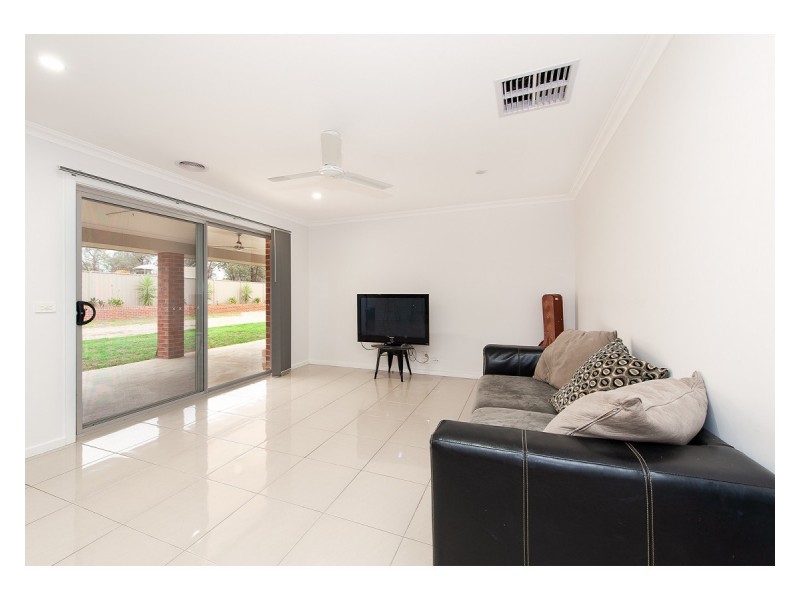 63 Whitehall Avenue, Springdale Heights NSW 2641