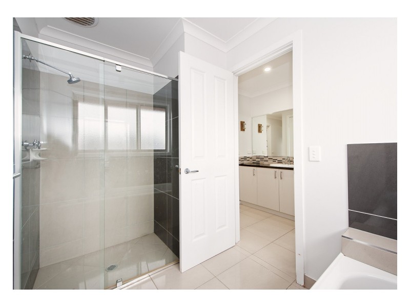 63 Whitehall Avenue, Springdale Heights NSW 2641