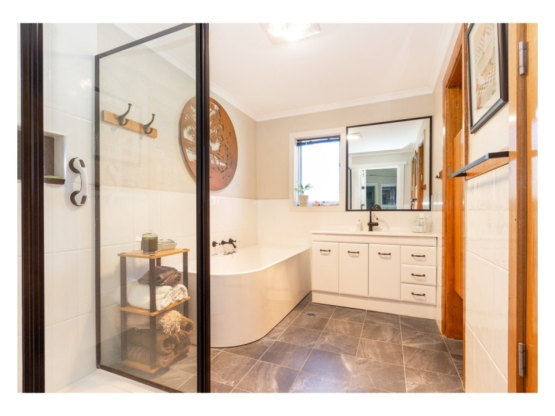 512 Crisp Street, Albury NSW 2640