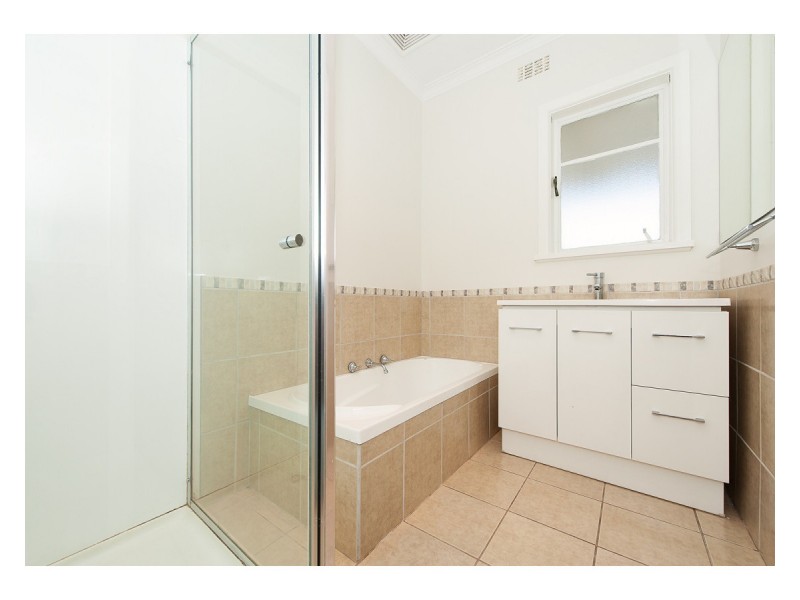 31 Victoria Street, Howlong NSW 2643