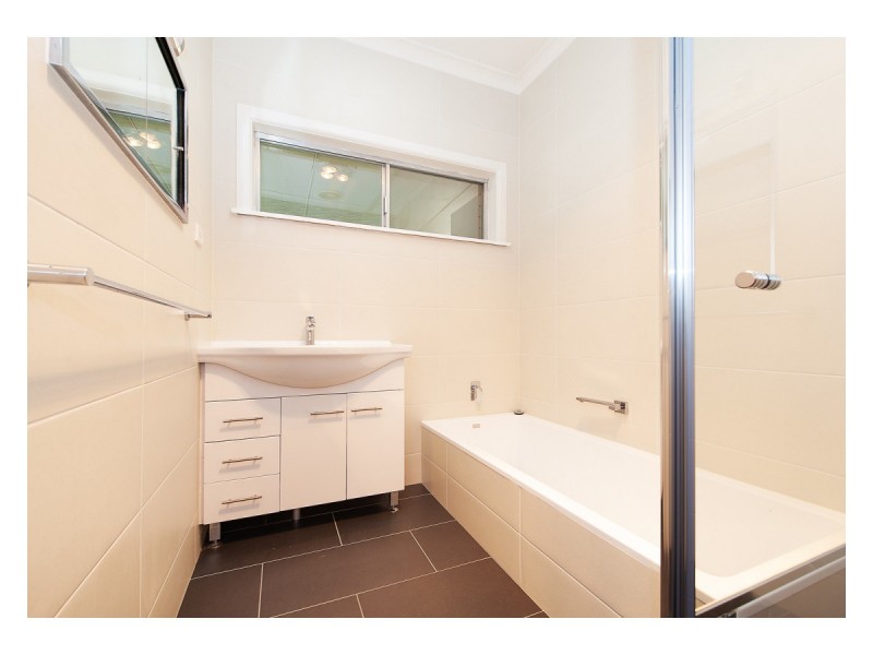 18 Kiewa East Road, Kiewa VIC 3691