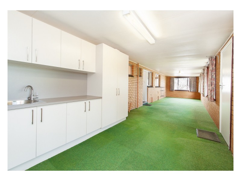 18 Kiewa East Road, Kiewa VIC 3691