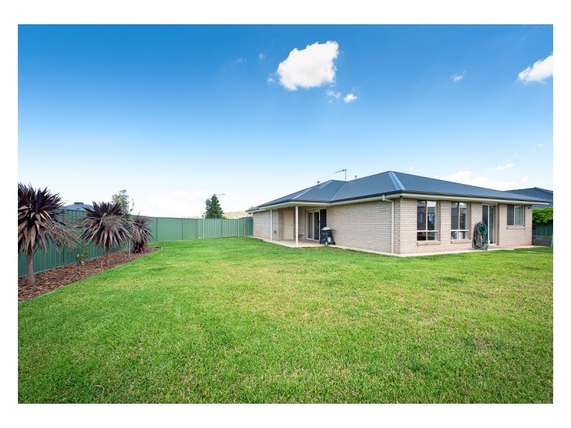 6 Driver Terrace, Glenroy NSW 2640