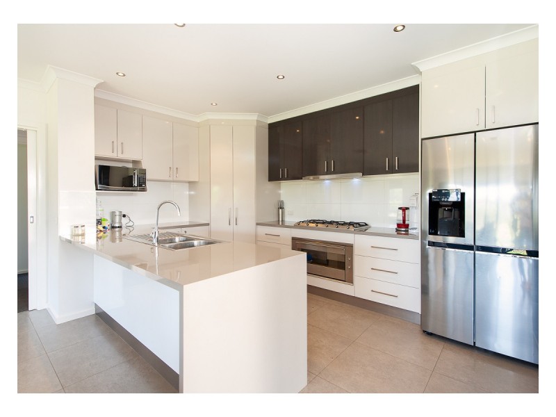 3 Henry Close, Killara VIC 3691