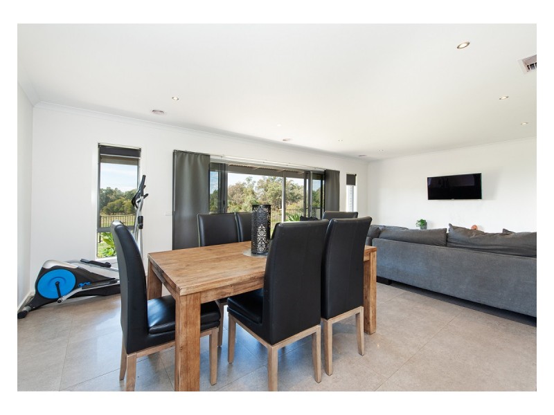 3 Henry Close, Killara VIC 3691