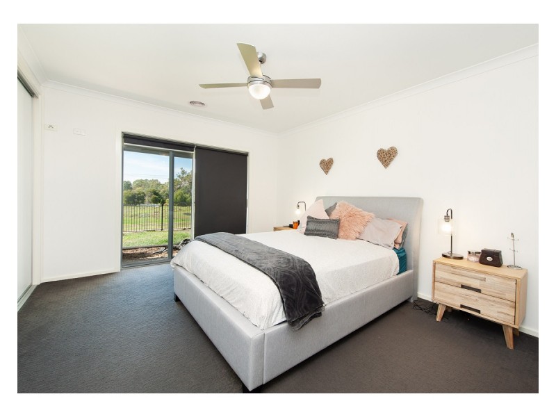 3 Henry Close, Killara VIC 3691