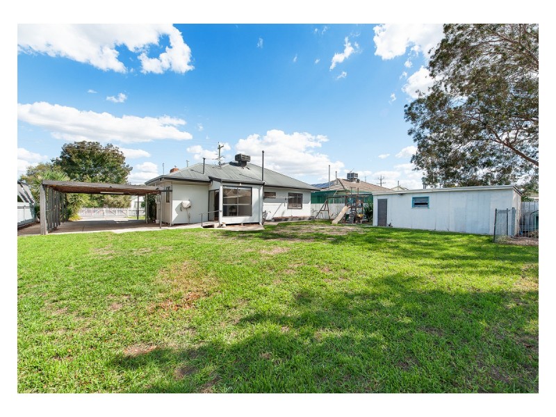416 Union Road, Lavington NSW 2641