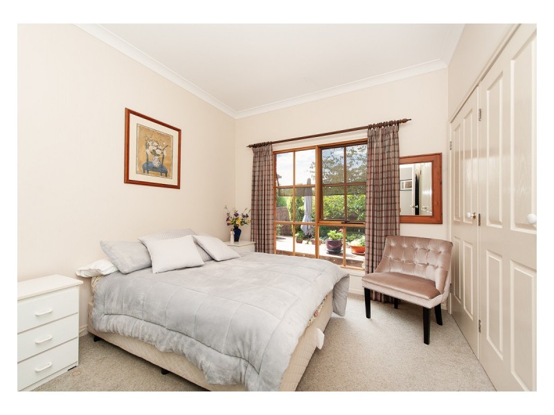 2/47 Sunset Drive, West Albury NSW 2640