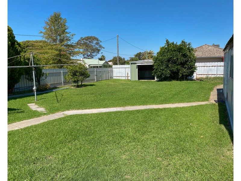 441 Hall Avenue, Lavington NSW 2641