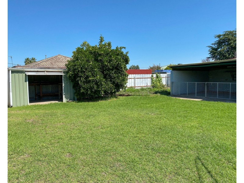 441 Hall Avenue, Lavington NSW 2641