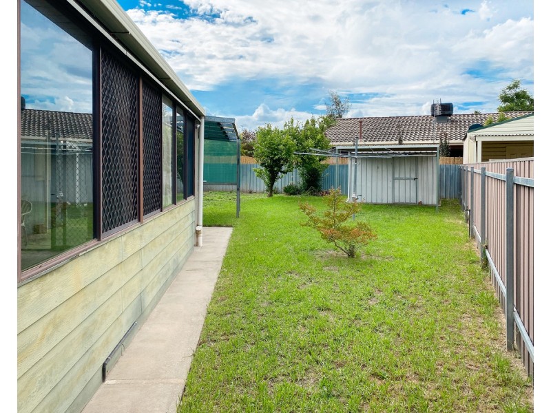522 Schaefer Street, Lavington NSW 2641