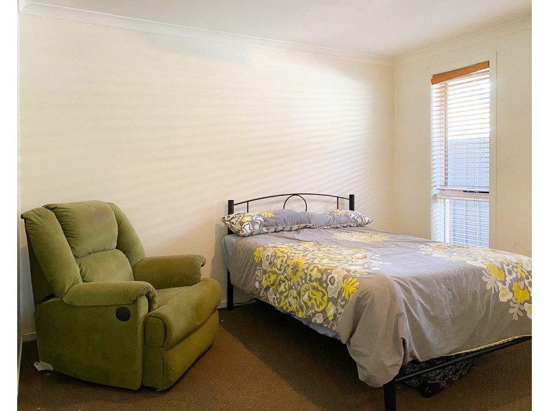 41 Kurrajong Crescent, West Albury NSW 2640