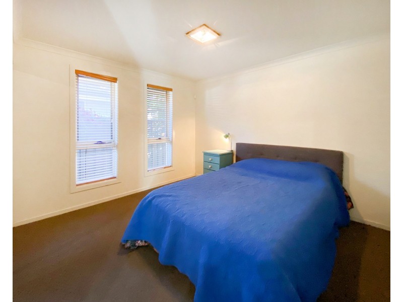 41 Kurrajong Crescent, West Albury NSW 2640