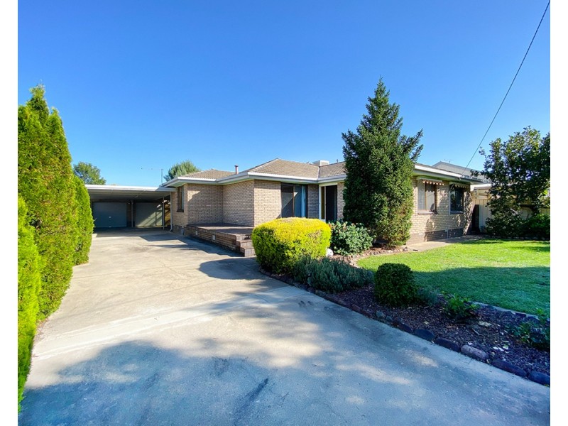 517 McKenzie Street, Lavington NSW 2641