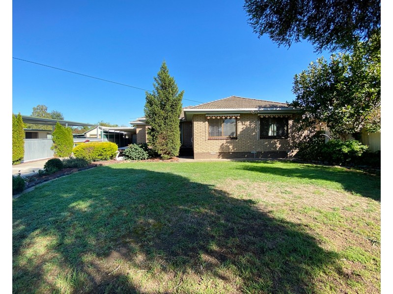 517 McKenzie Street, Lavington NSW 2641